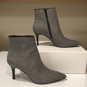 Cabi Dandy Plaid Ankle Boots, Size 7 1/2